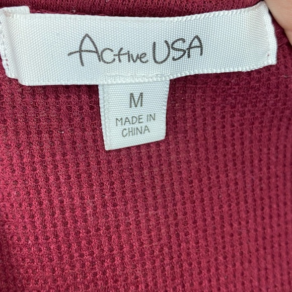 Tops/T-Shirts/Tanks👚 - 2 for $15 or 3 for $20 (Mix & Match) - Picture 5 of 5